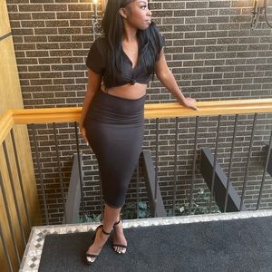 Ribbed Black Skirt Set
